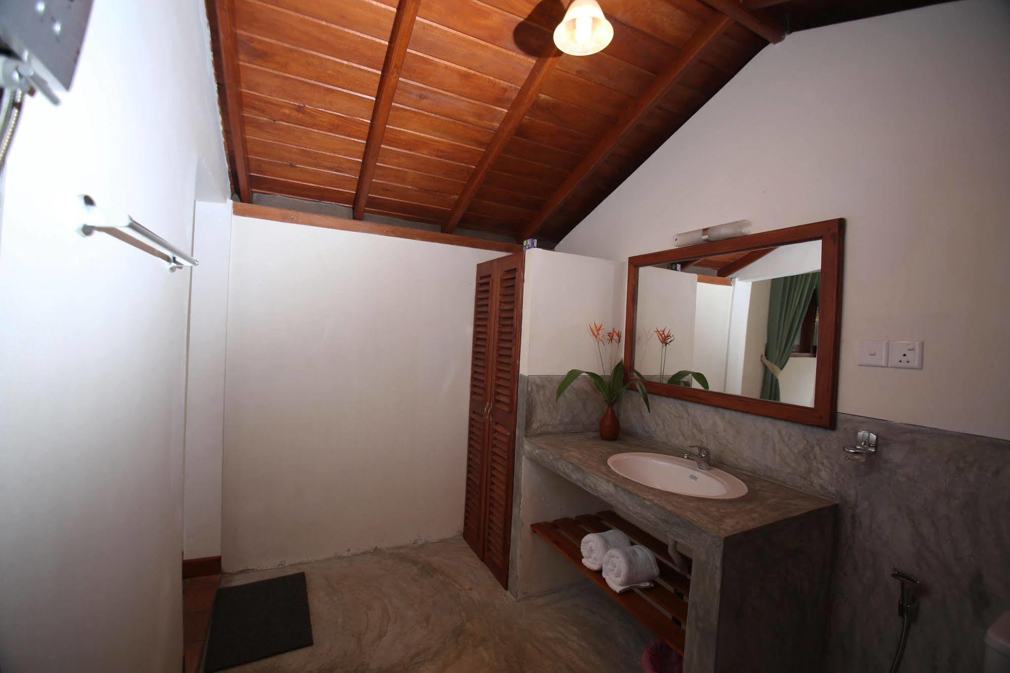 Summer Dew Villa Талпе Екстер'єр фото